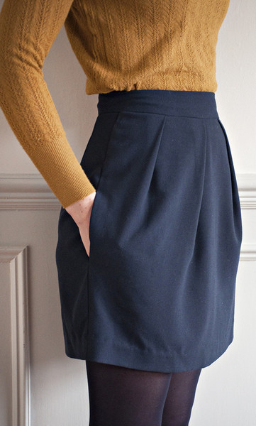 maroon tulip skirt