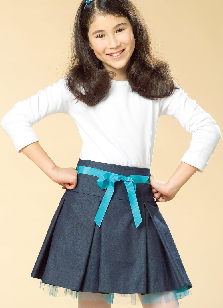 girls pleated trousers