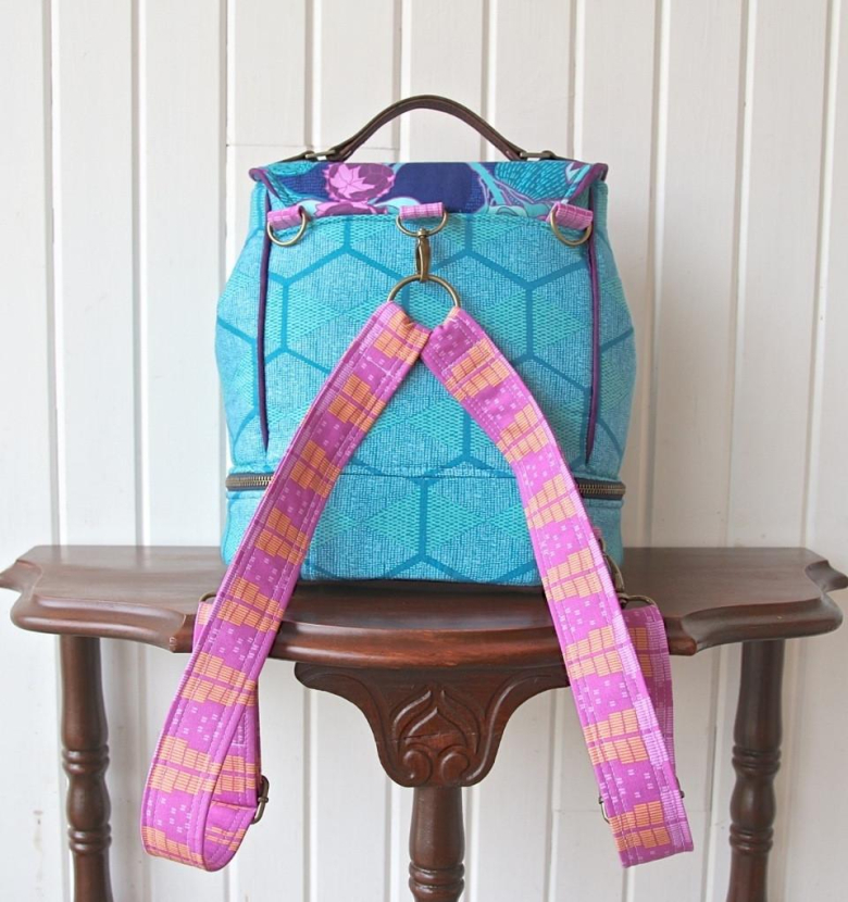 The Clover Convertible Bag Textillia